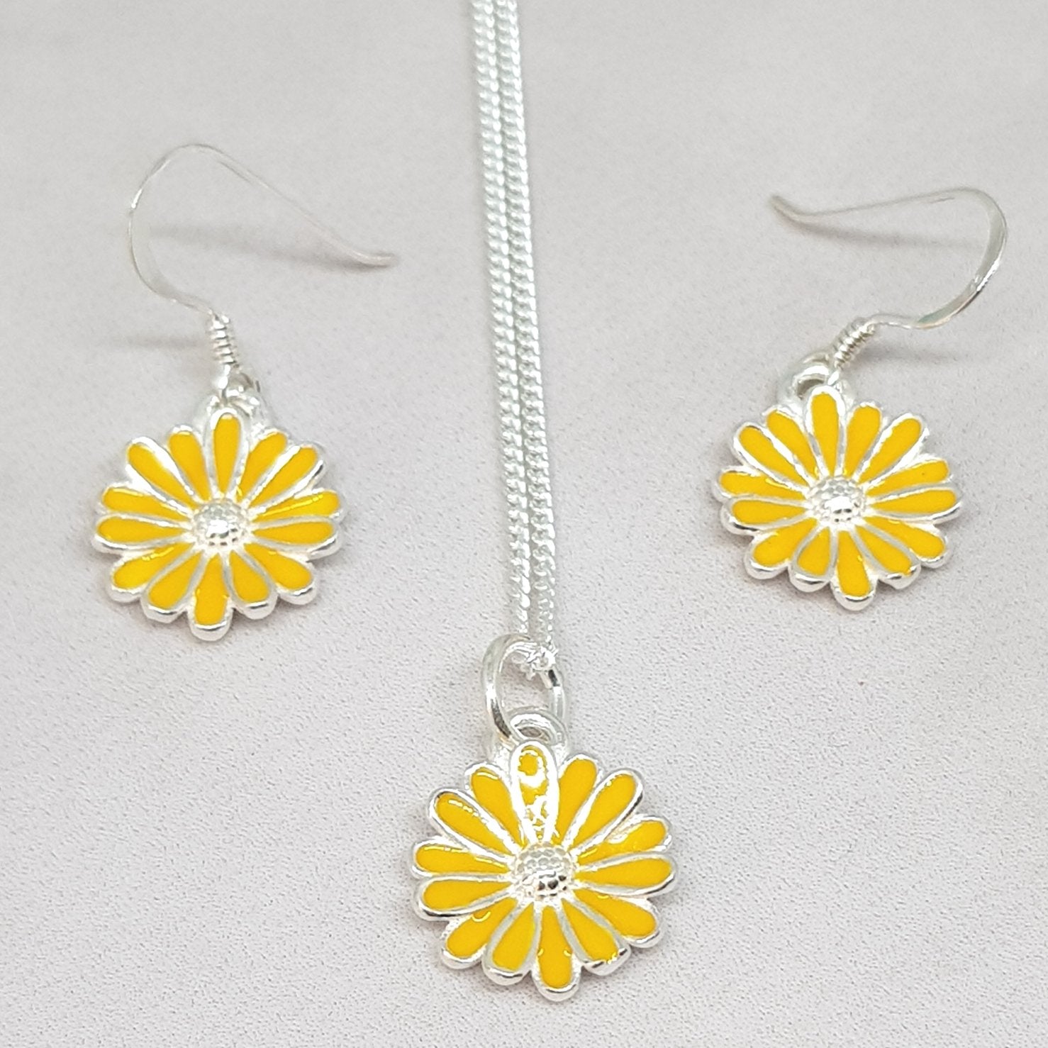 Sunflower earrings and on sale necklace